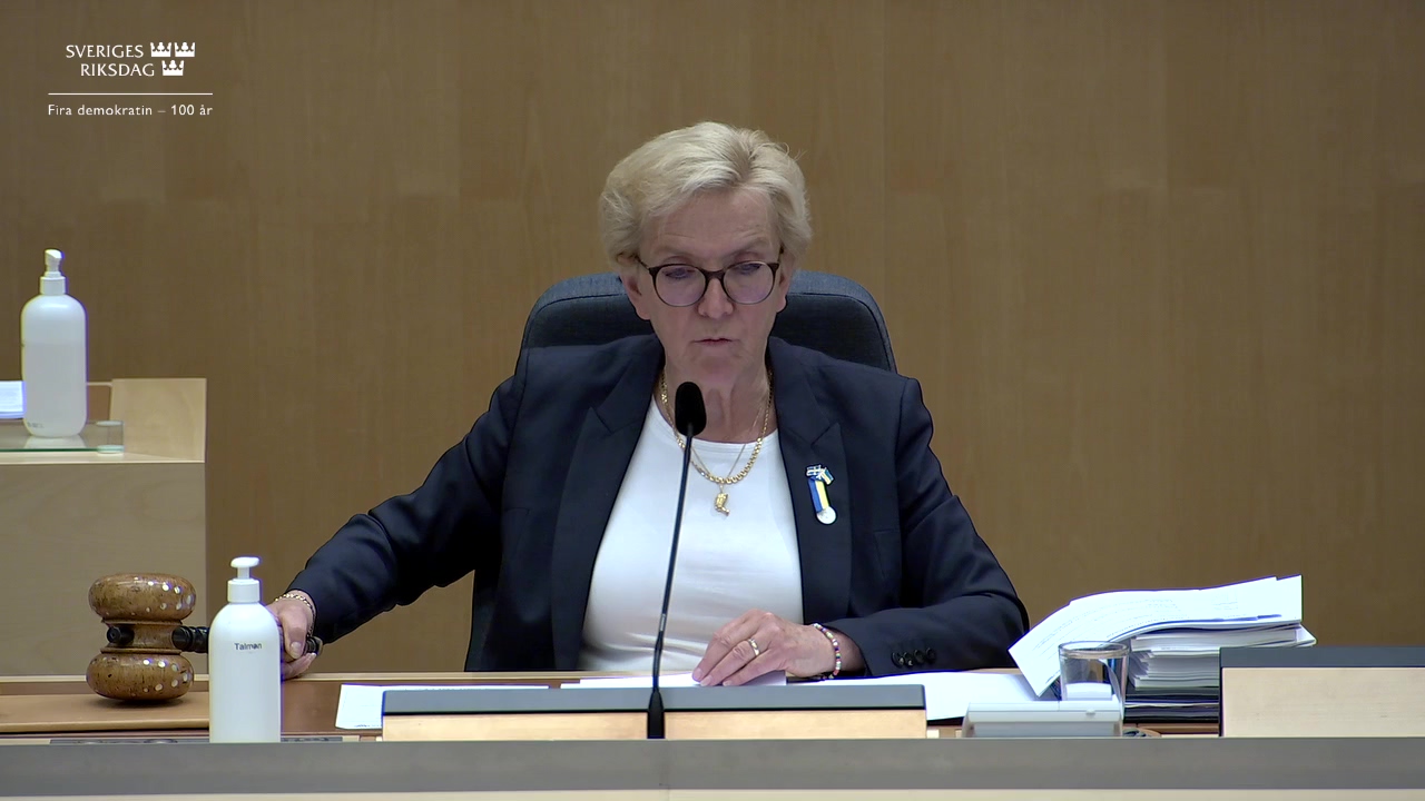 Stillbild från debatten i kammaren