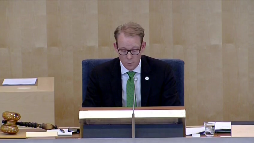 Stillbild från debatten i kammaren
