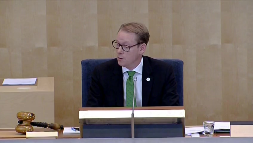 Stillbild från debatten i kammaren