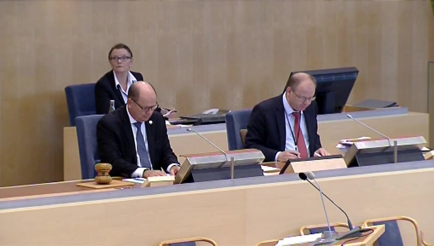 Stillbild från debatten i kammaren