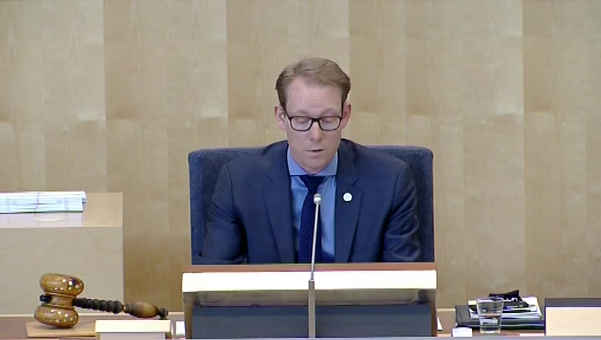 Stillbild från debatten i kammaren