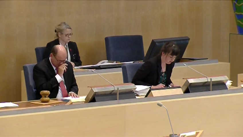 Stillbild från debatten i kammaren