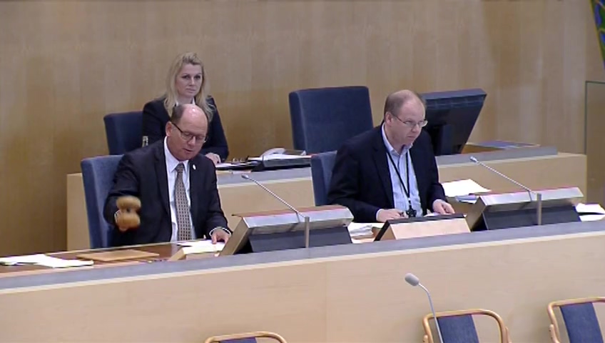 Stillbild från debatten i kammaren