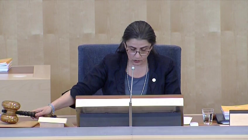 Stillbild från debatten i kammaren