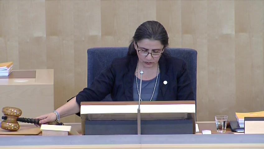 Stillbild från debatten i kammaren