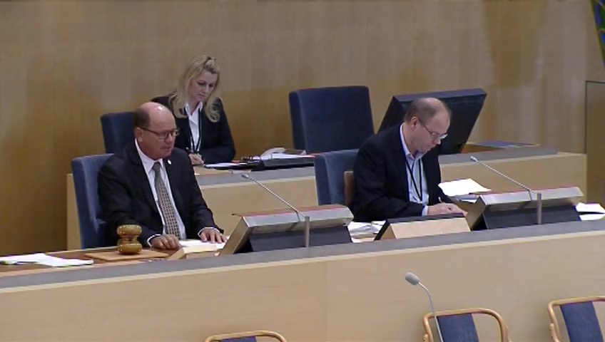 Stillbild från debatten i kammaren
