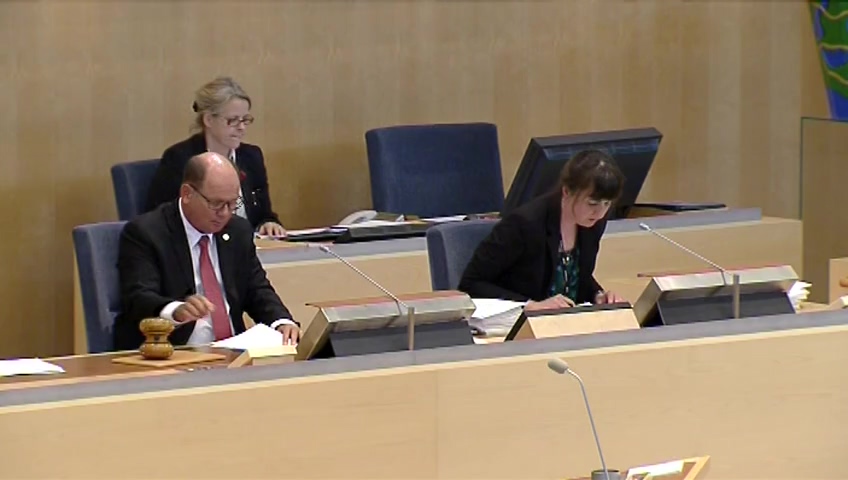 Stillbild från debatten i kammaren