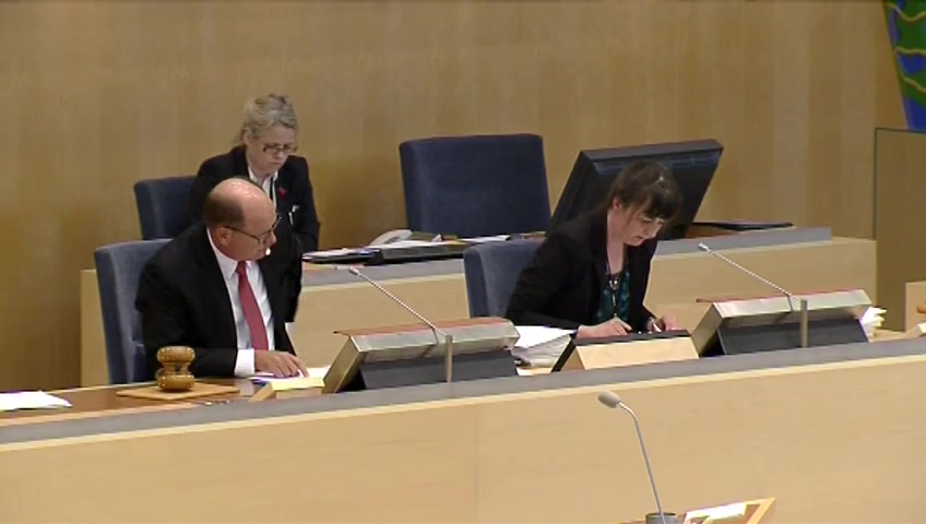 Stillbild från debatten i kammaren