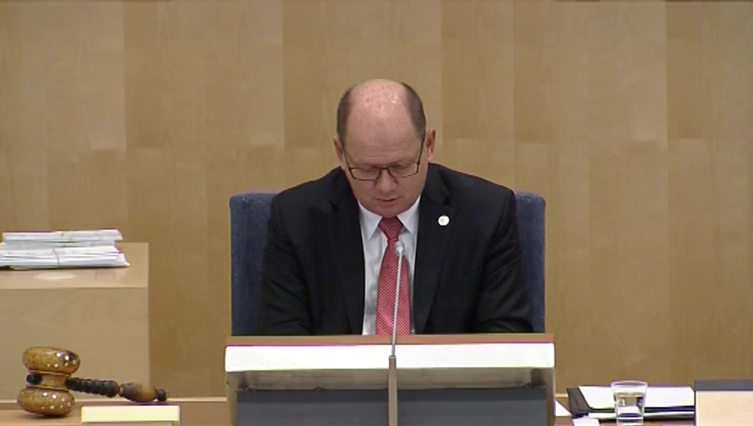 Stillbild från debatten i kammaren