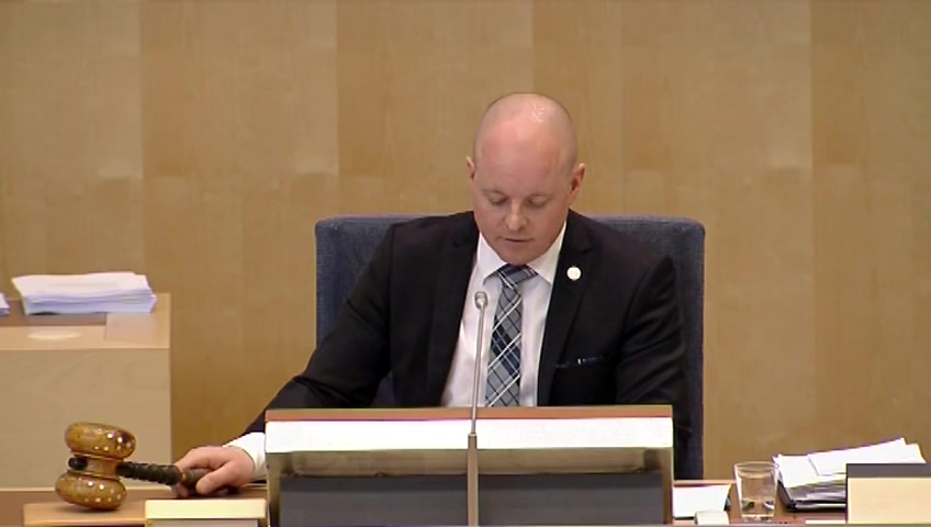 Stillbild från debatten i kammaren