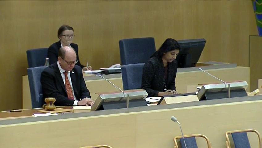 Stillbild från debatten i kammaren