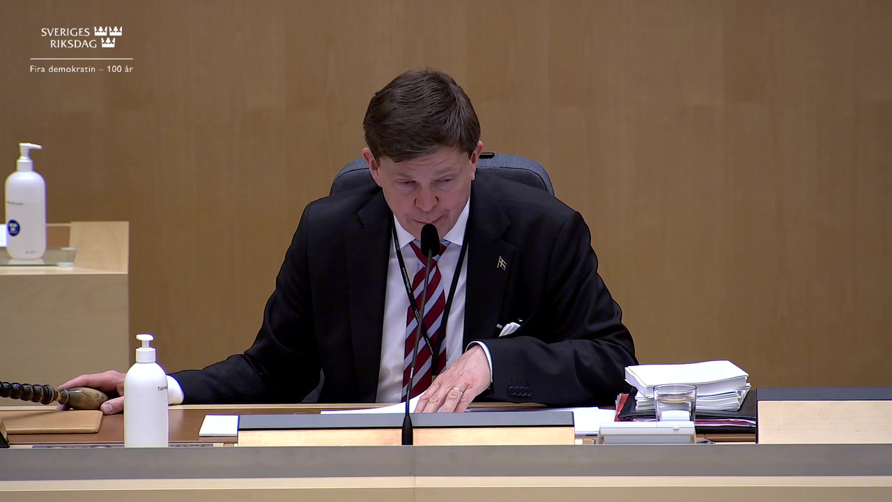 Stillbild från debatten i kammaren