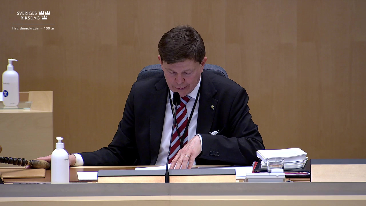 Stillbild från debatten i kammaren