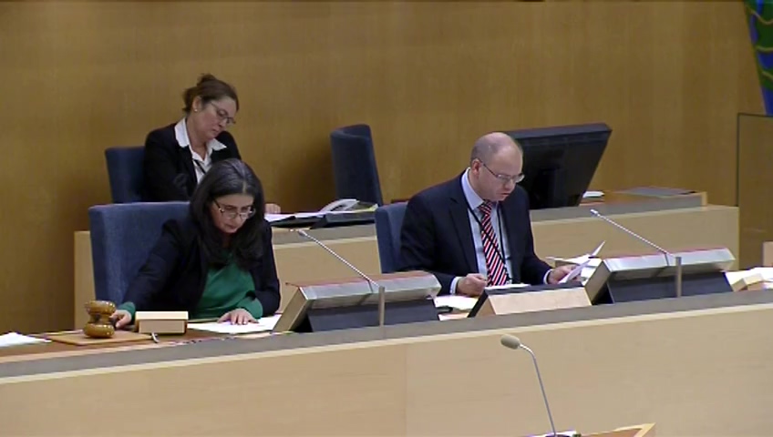 Stillbild från debatten i kammaren