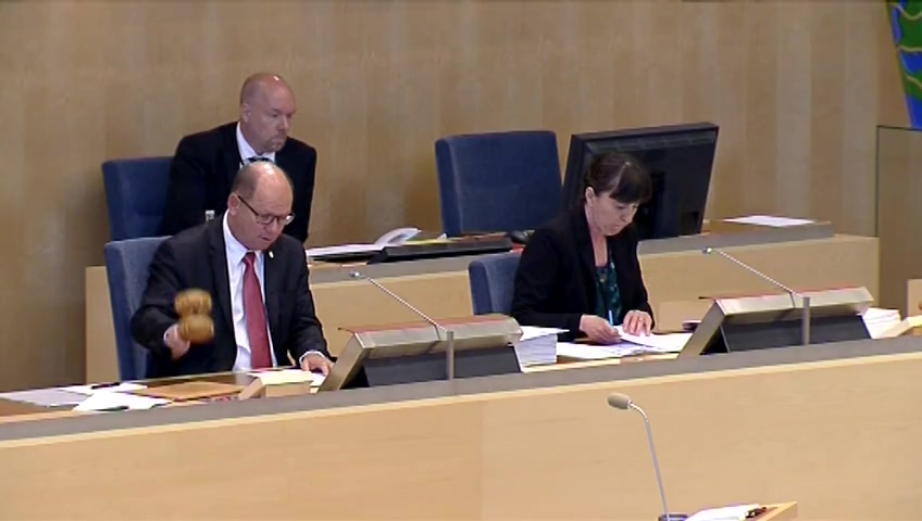 Stillbild från debatten i kammaren