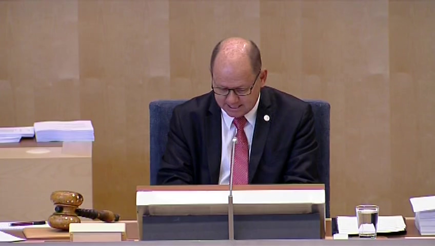 Stillbild från debatten i kammaren