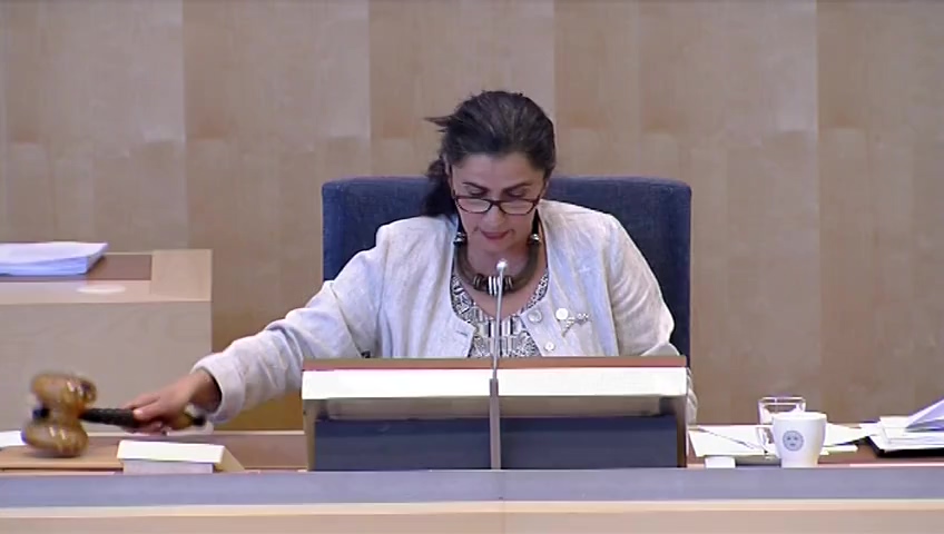 Stillbild från debatten i kammaren