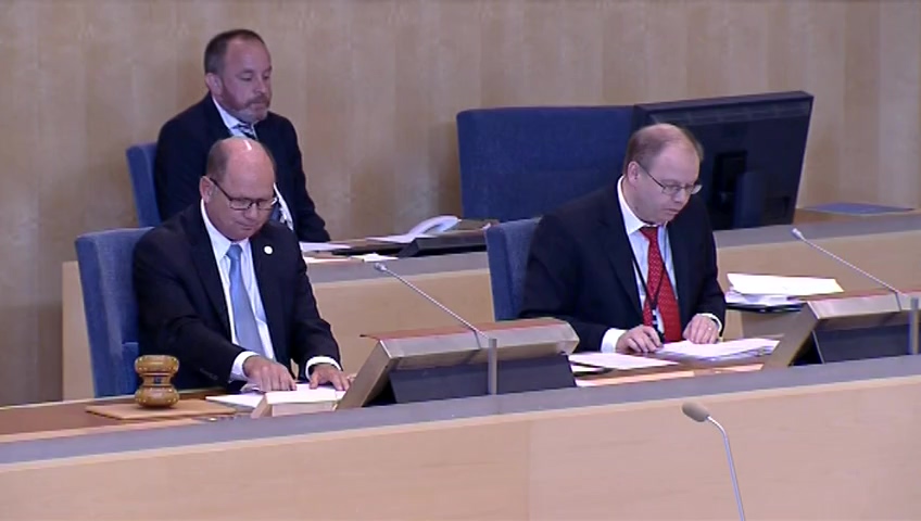 Stillbild från debatten i kammaren