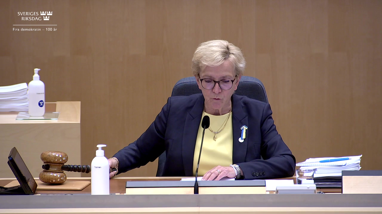 Stillbild från debatten i kammaren