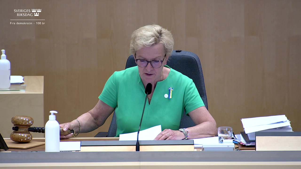 Stillbild från debatten i kammaren