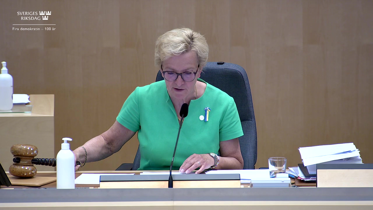Stillbild från debatten i kammaren