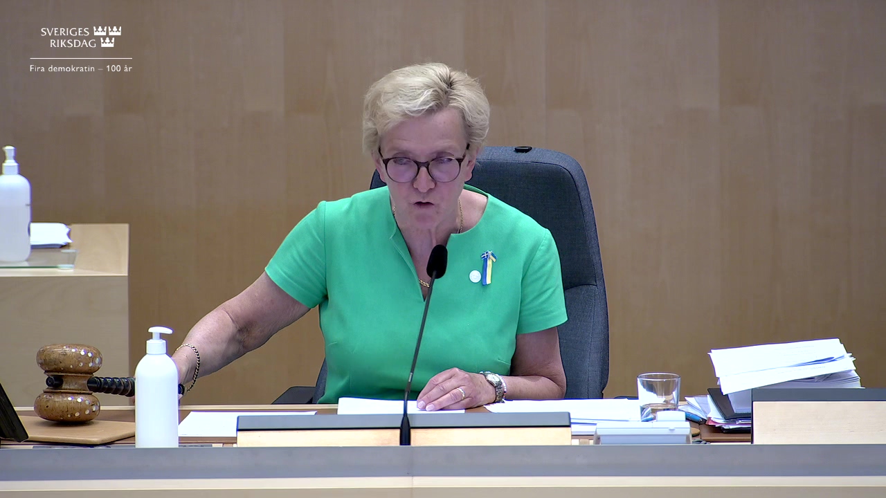 Stillbild från debatten i kammaren