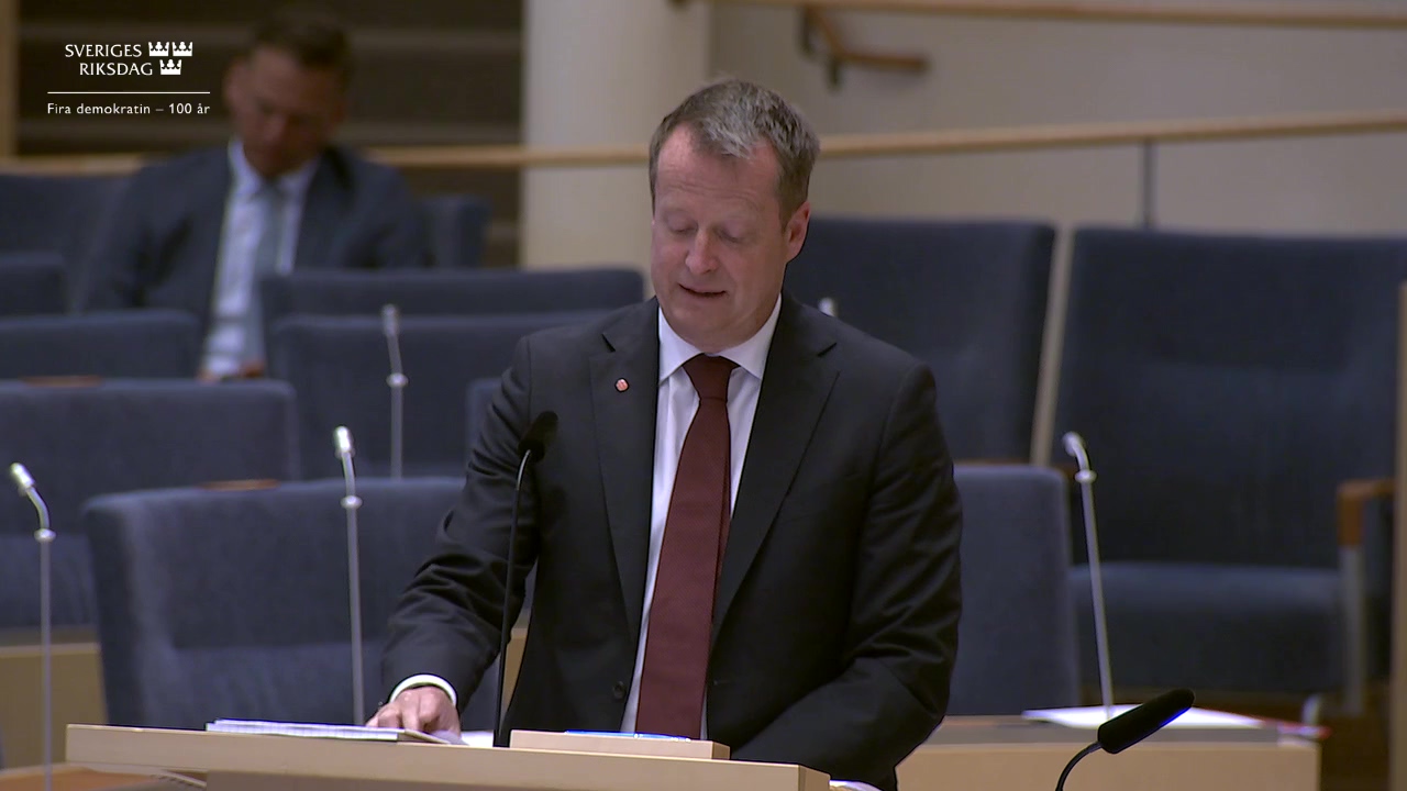 Stillbild från Interpellationsdebatt: Utvisning av kriminella trots anknytning 