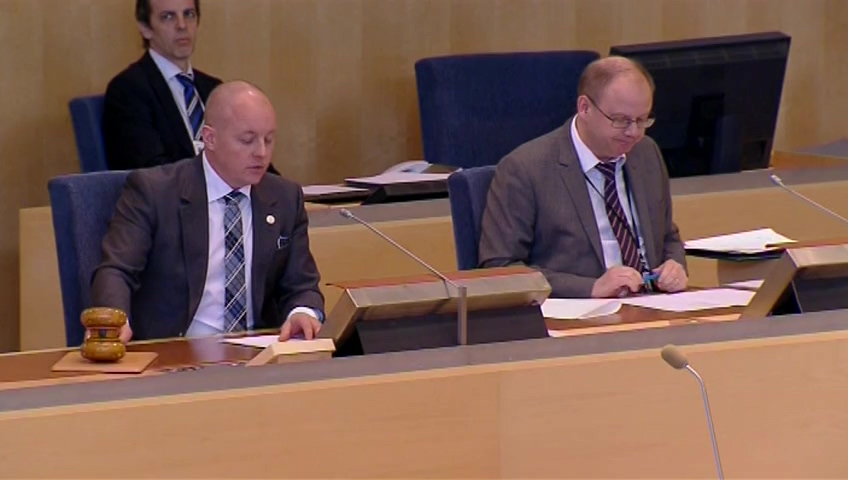 Stillbild från debatten i kammaren