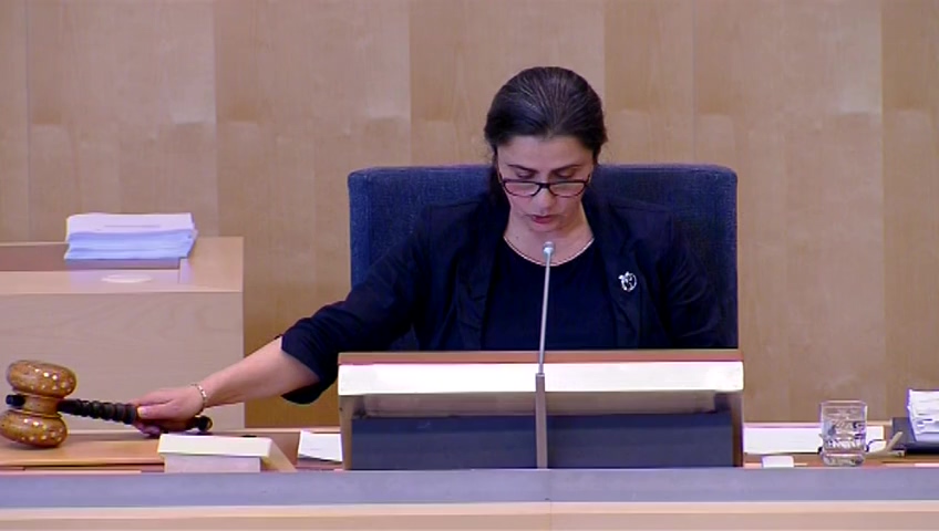 Stillbild från debatten i kammaren