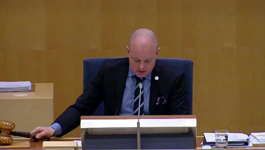 Stillbild från debatten i kammaren