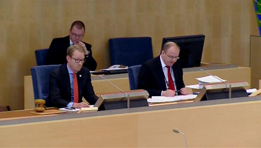 Stillbild från debatten i kammaren