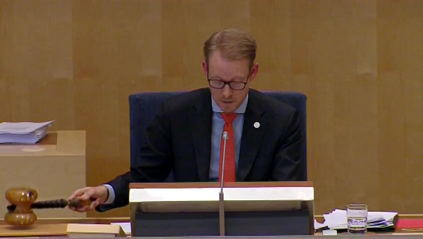 Stillbild från debatten i kammaren