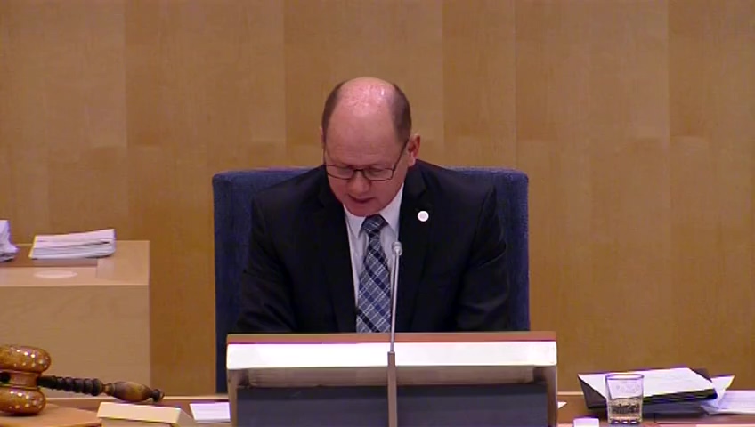 Stillbild från debatten i kammaren