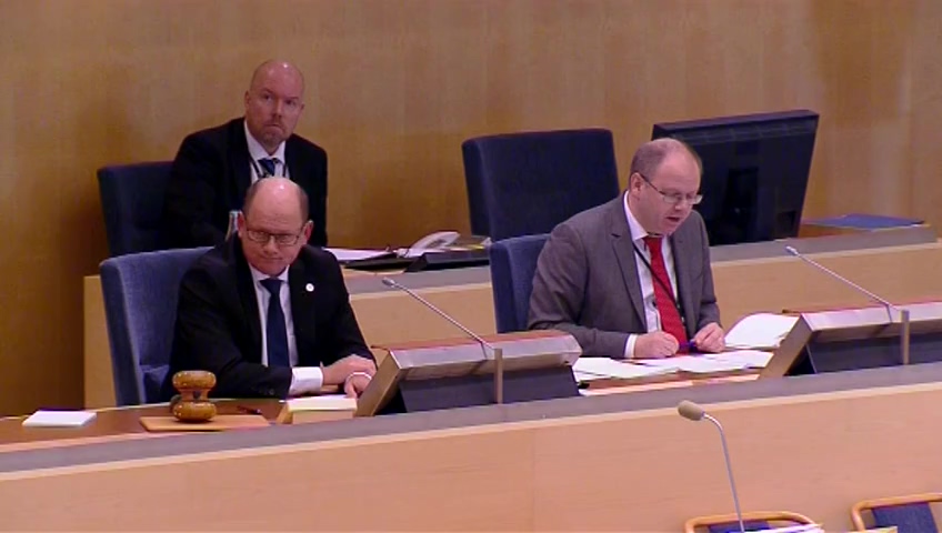 Stillbild från debatten i kammaren
