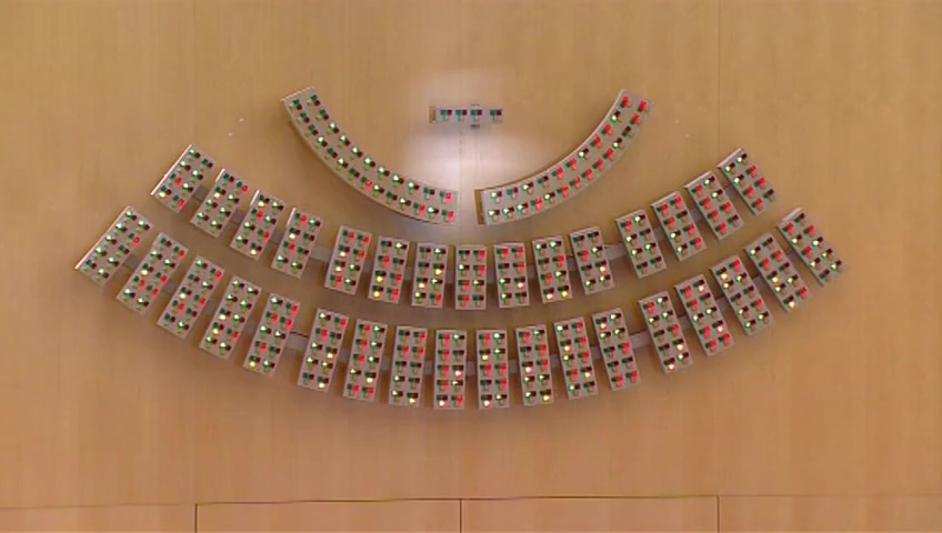 Stillbild från debatten i kammaren