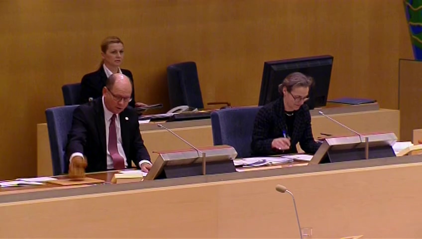 Stillbild från debatten i kammaren