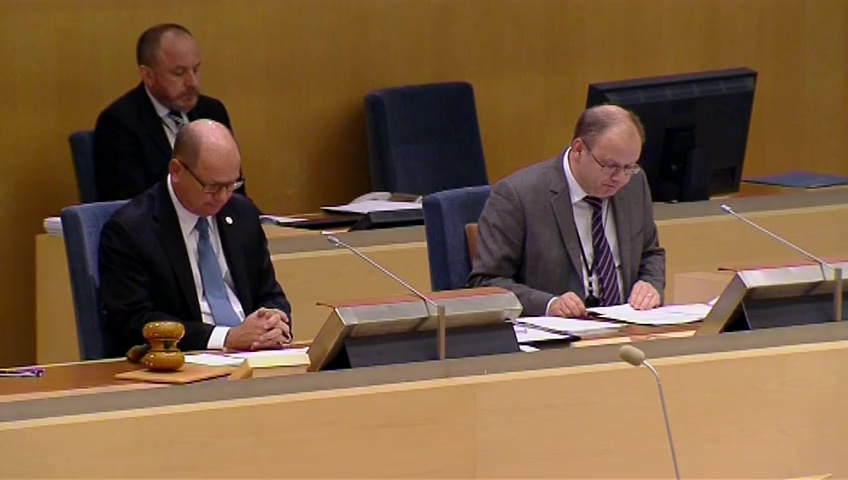 Stillbild från debatten i kammaren