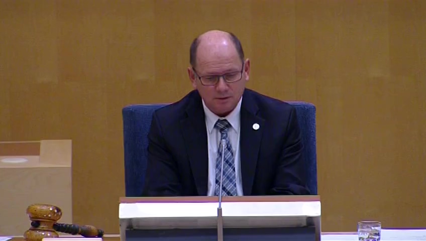 Stillbild från debatten i kammaren