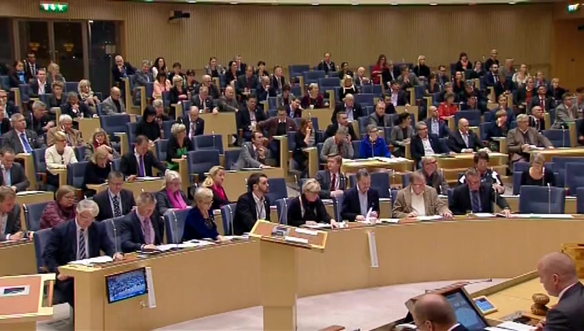 Stillbild från debatten i kammaren