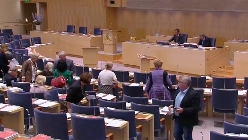 Stillbild från Debatt om förslag: Nya regler för erkännande och verkställighet av utländska domar på civilrättens område
