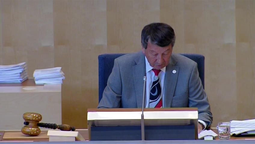 Stillbild från debatten i kammaren