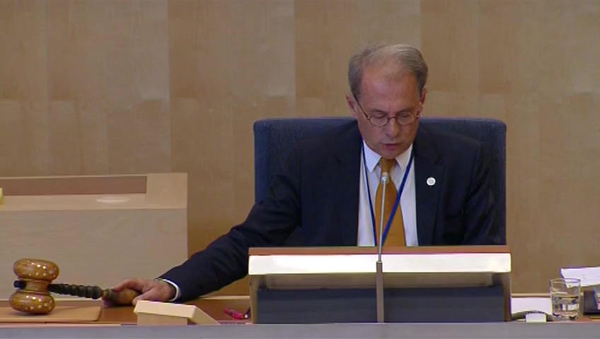 Stillbild från debatten i kammaren