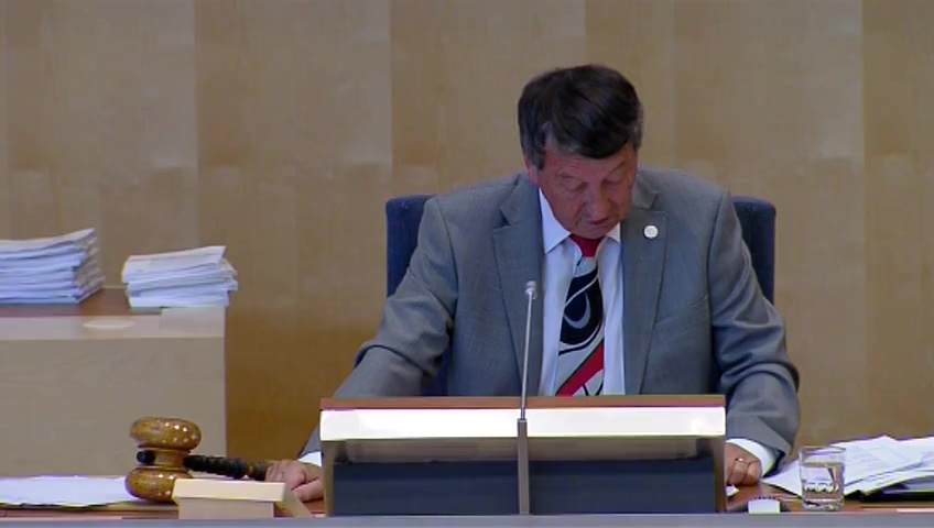 Stillbild från debatten i kammaren