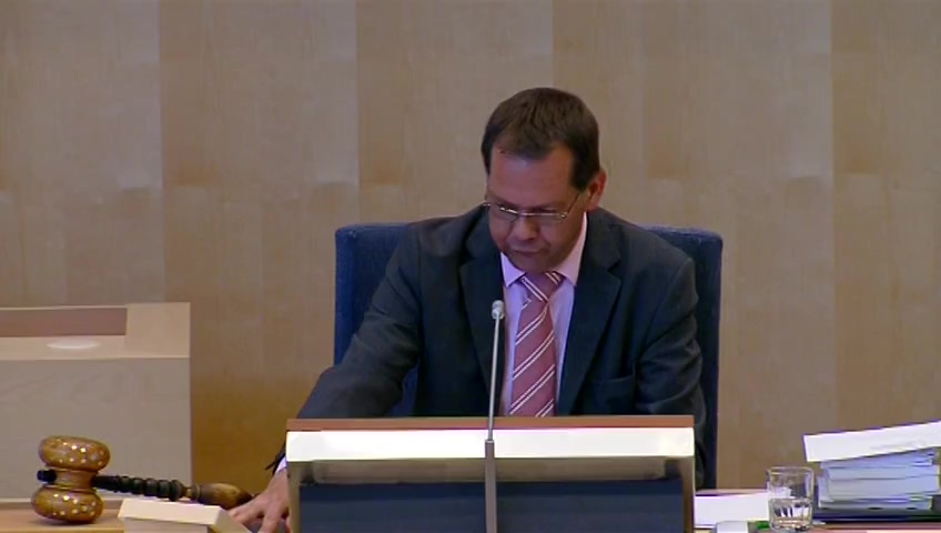 Stillbild från debatten i kammaren
