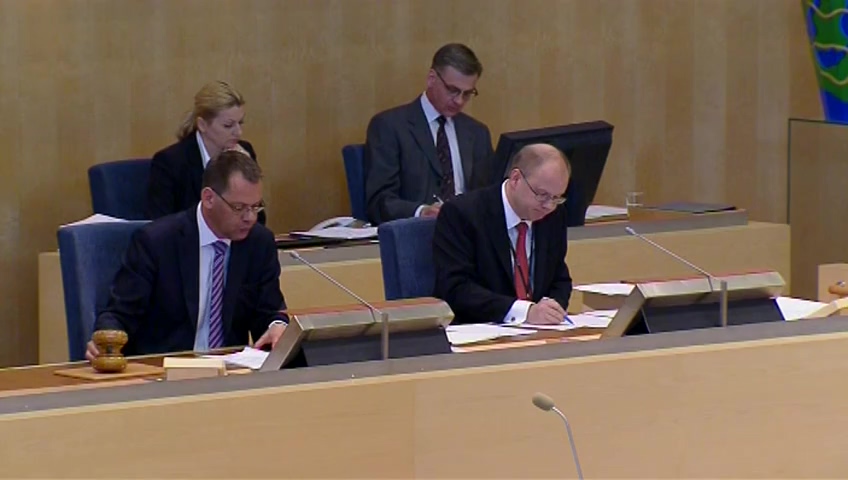 Stillbild från debatten i kammaren