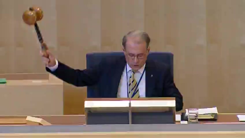 Stillbild från debatten i kammaren