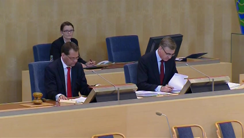 Stillbild från debatten i kammaren