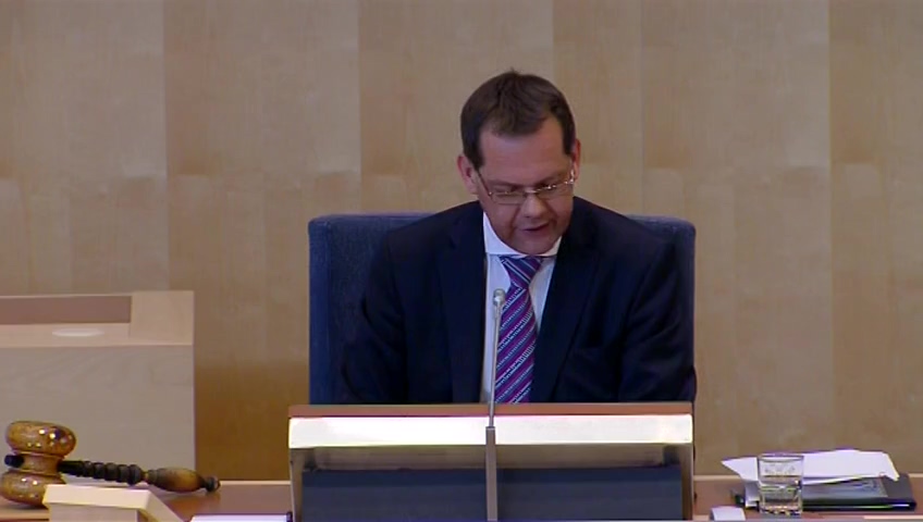 Stillbild från debatten i kammaren