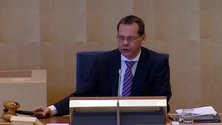 Stillbild från debatten i kammaren