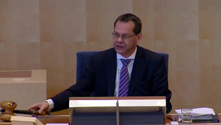 Stillbild från debatten i kammaren